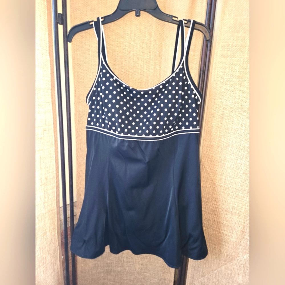 Women's Robby Len Swim Fasions Black White Polka Dot One Piece Swim Dress Sz 18